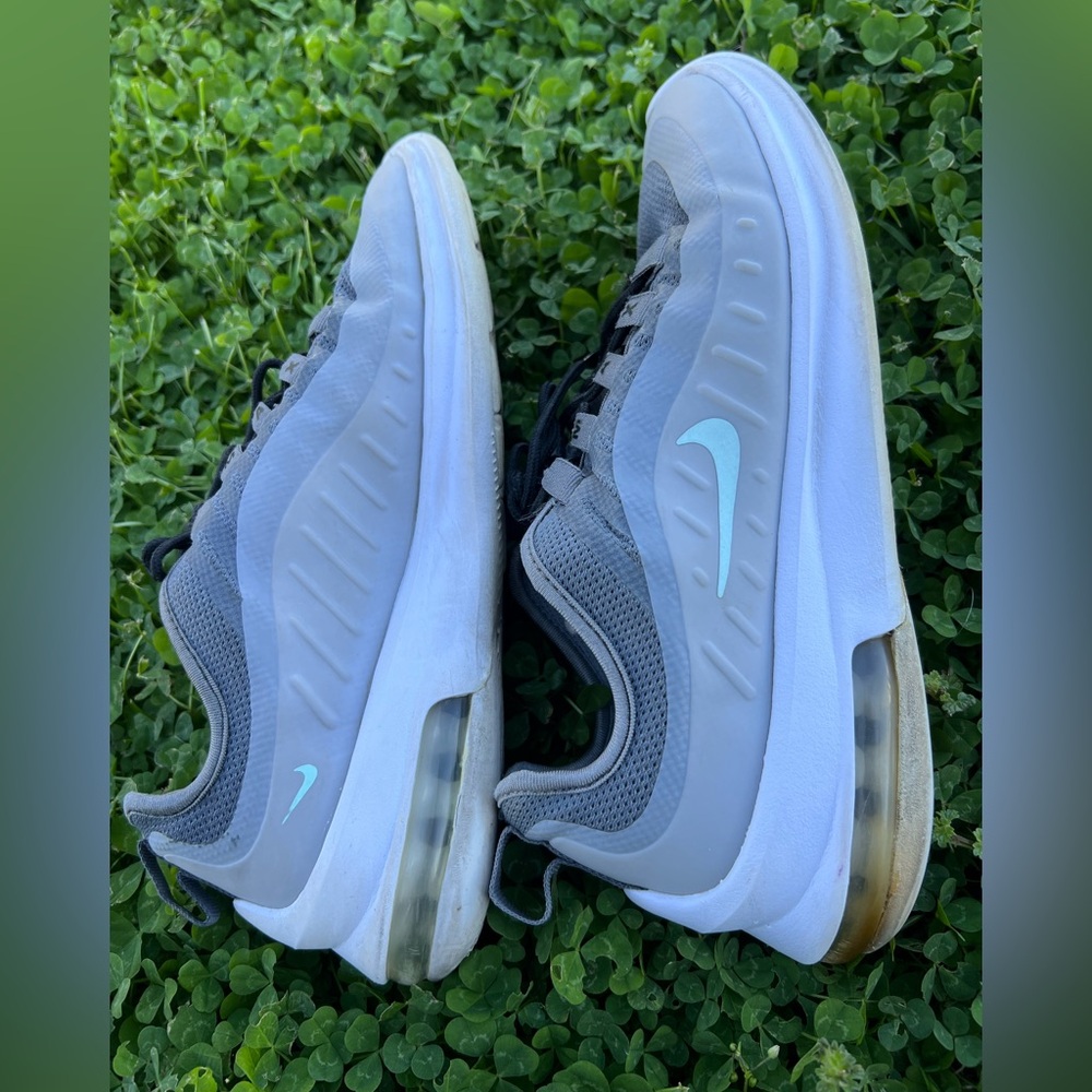 Nike Air Max Axis Low Grey Woman’s Comfy Running Sports Outdoor Shoes Size 8 - Picture 7 of 13